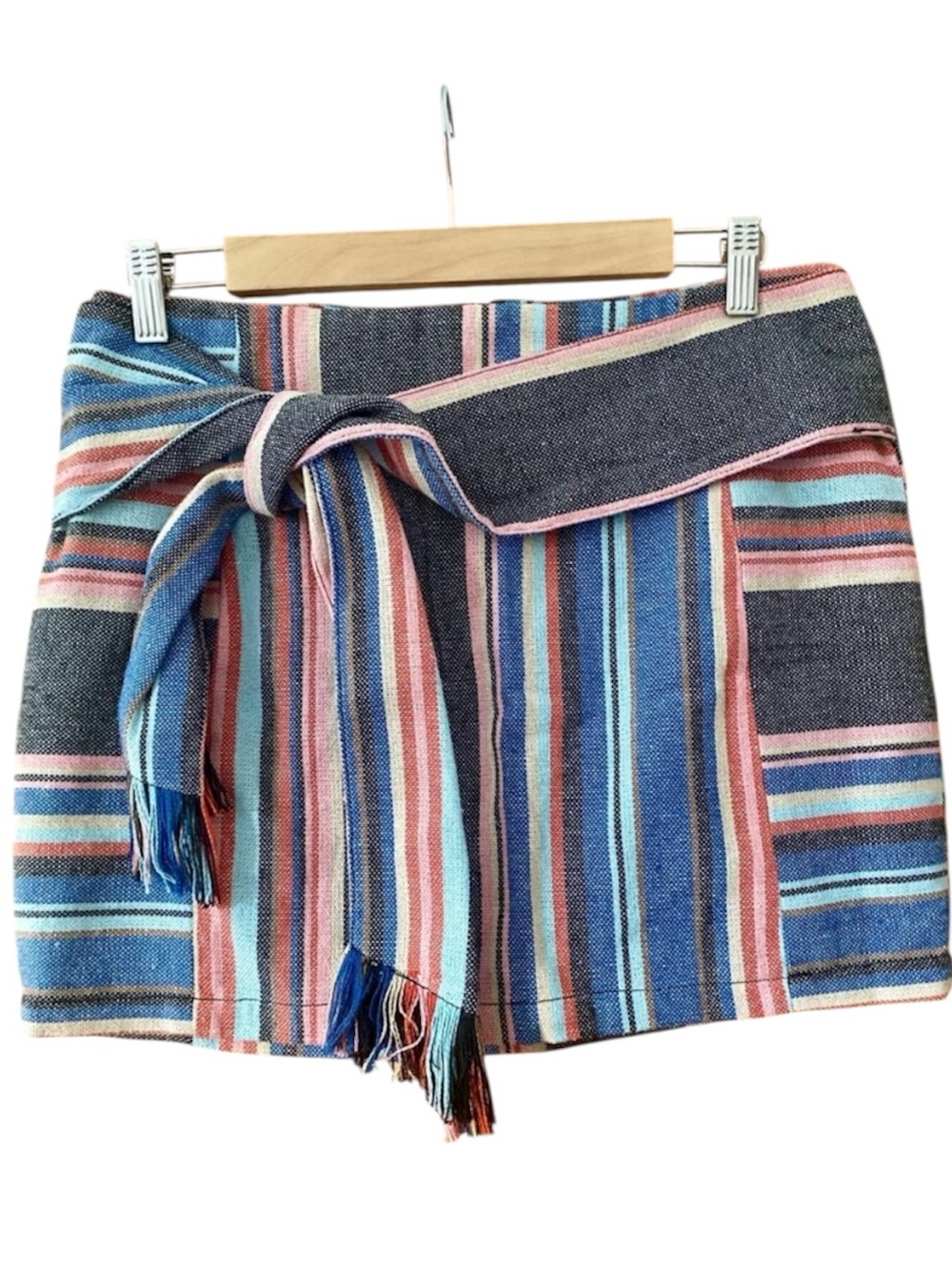 Guess Striped Wrap Mini Skirt Size 6 Fringe Tie Woven Multicolor Boho Y2K